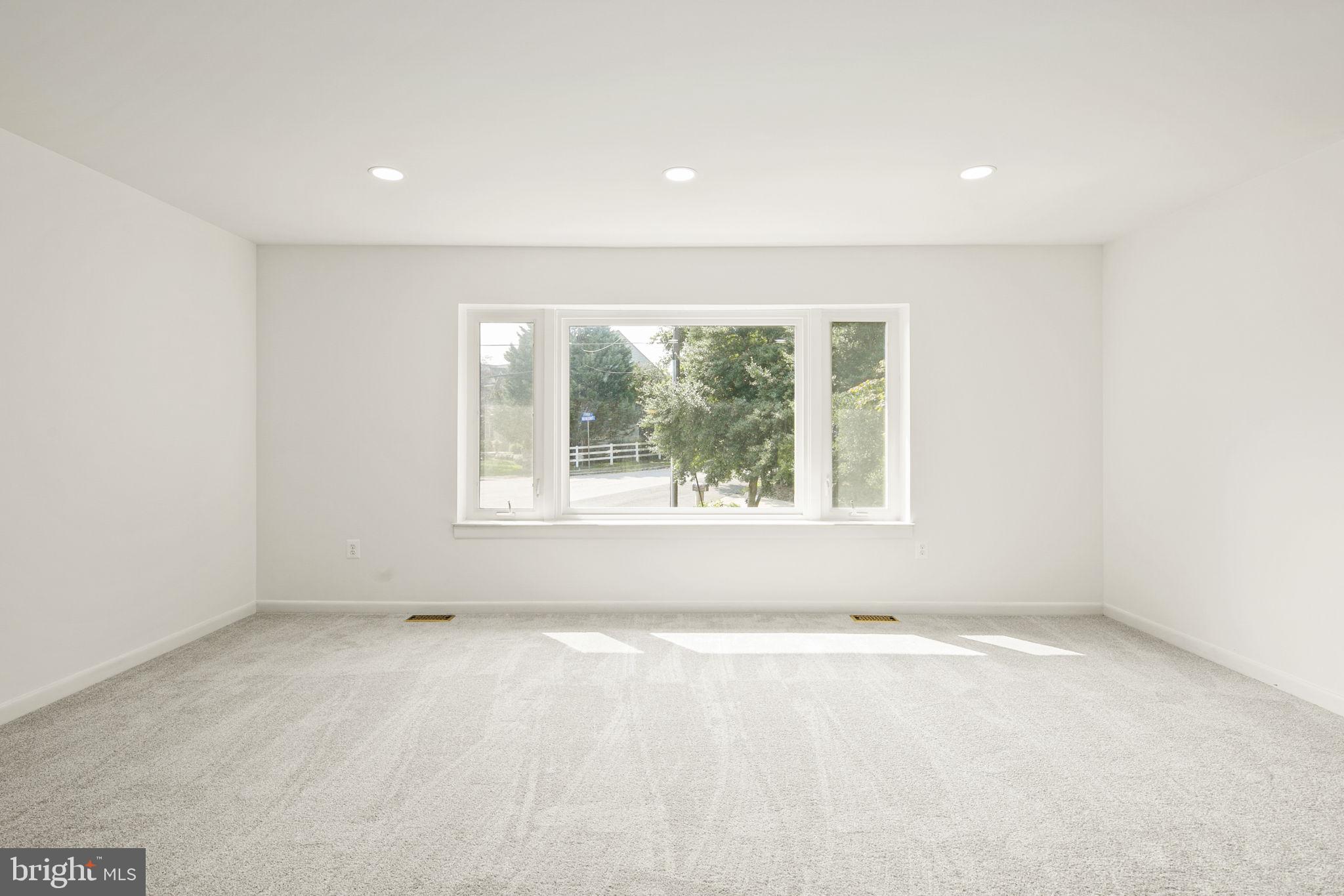 8716 Center Road Springfield, VA 22152 - Photo 7 of 43 Tons of natural light