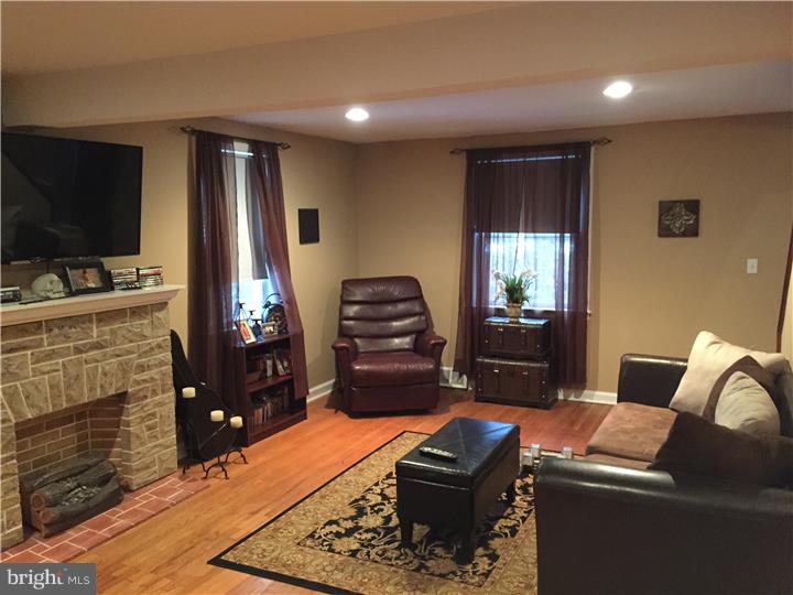 226 Brae Bourn Road Huntingdon Valley, PA 19006 - Photo 12 of 25 Gallery Image 12
