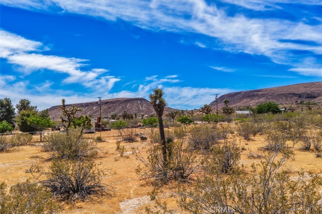 55926 Tanager Road Yucca Valley, CA 92284 - Photo 23 of 24 Gallery Image 23