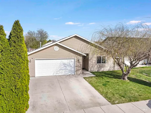 $339,999 | 1008 South Date Street, Jerome, ID 83338