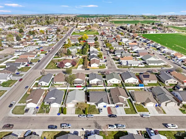 $339,999 | 1008 South Date Street, Jerome, ID 83338