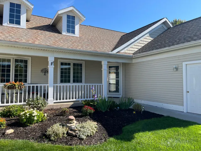 $380,000 | 8903 North Clearwater Drive, Zeeland, MI 49464