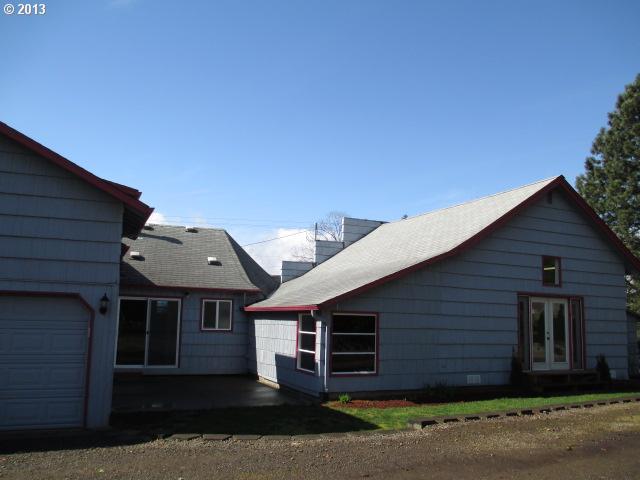 1324 Cloverdale Road Kalama, WA 98625 - Photo 16 of 16 Exterior