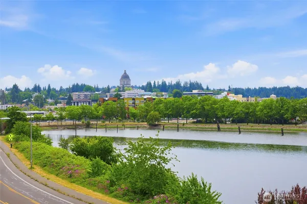 $413,000 | 904 East Bay Drive Northeast, Unit B302, Olympia, WA 98506