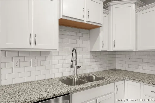 $224,900 | 1555 Cypress Cove Northwest, Corydon, IN 47112