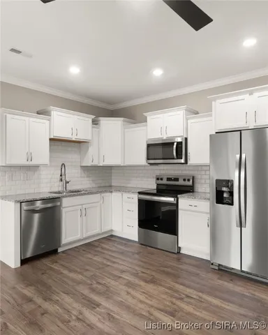 $224,900 | 1555 Cypress Cove Northwest, Corydon, IN 47112