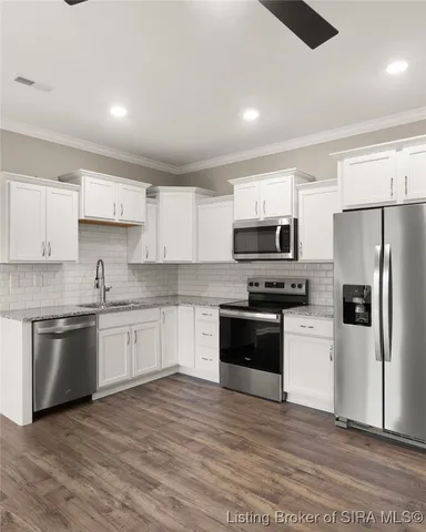 $224,900 | 1555 Cypress Cove Northwest, Corydon, IN 47112