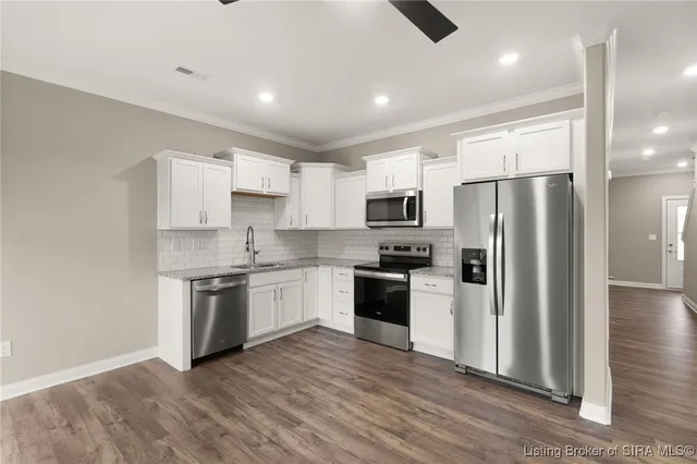 $224,900 | 1555 Cypress Cove Northwest, Corydon, IN 47112