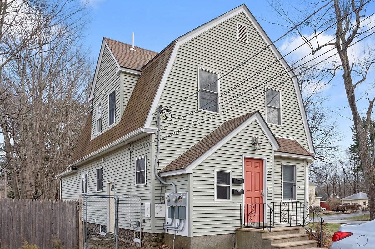 20 Holt Road, Unit 2 Holden, MA 01520 - Photo 4 of 34 Gallery Image 4