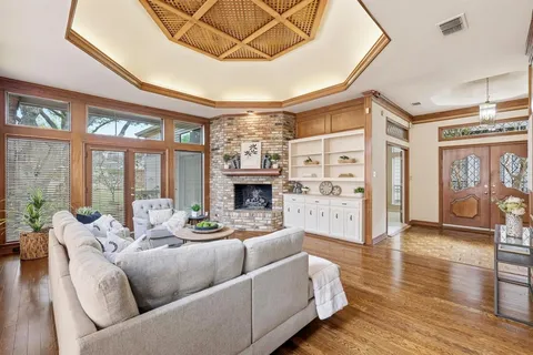 $675,000 | 5014 Village Court, Dallas, TX 75248