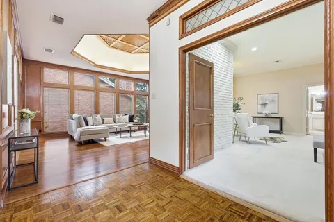 $675,000 | 5014 Village Court, Dallas, TX 75248