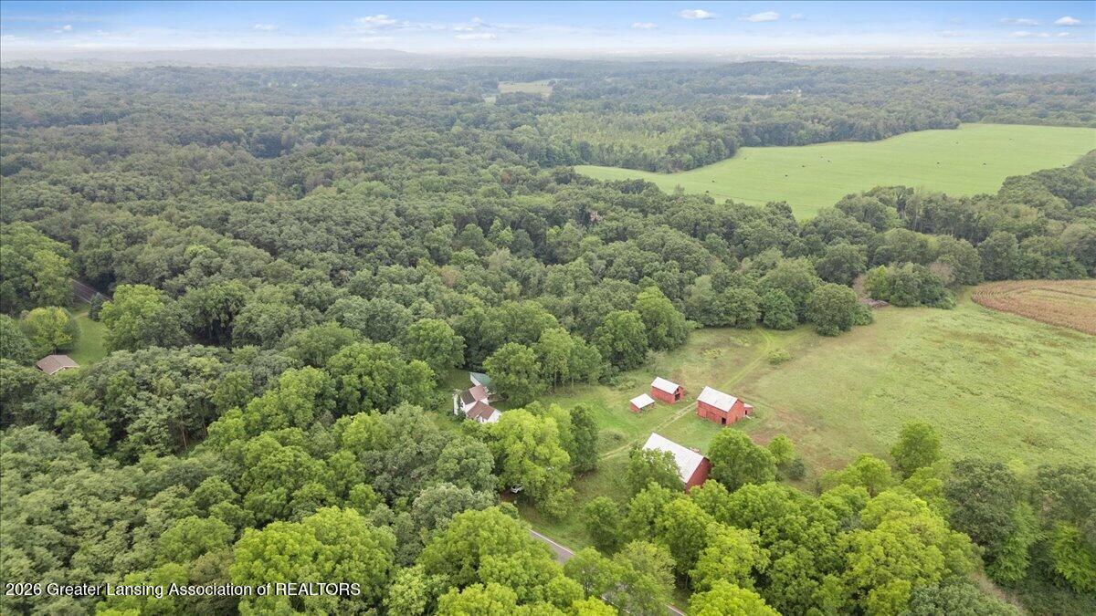 4850 South Norris Road Delton, MI 49046 - Photo 7 of 50 04-Media Jett -05