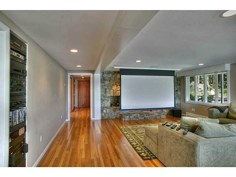 207 Dogfish Head Road Southport, ME 04576 - Photo 13 of 13 Den/Family/Great Room. With drop...