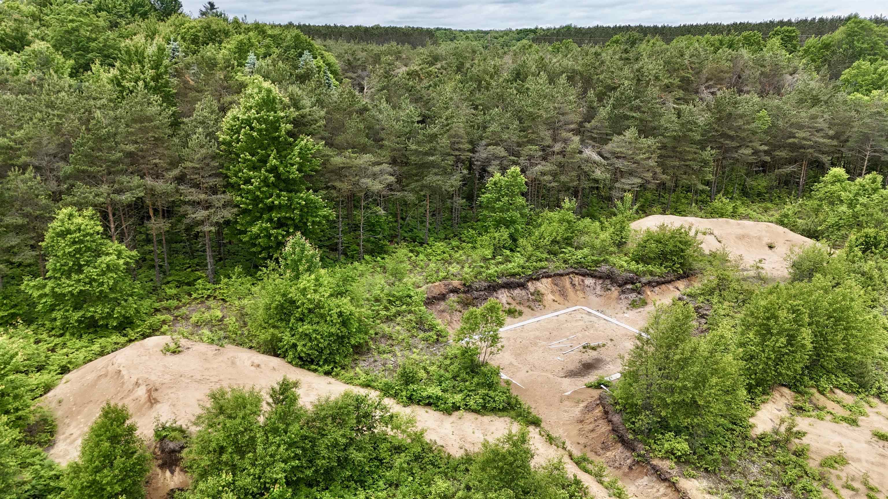 2406 East 32 Road Cadillac, MI 49601 - Photo 14 of 17