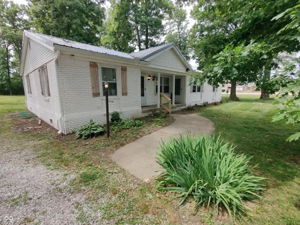 $125 | 9 East 225 North, Shelbyville, IN 46176