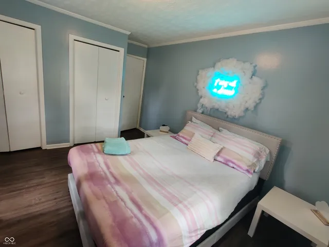 $125 | 9 East 225 North, Shelbyville, IN 46176