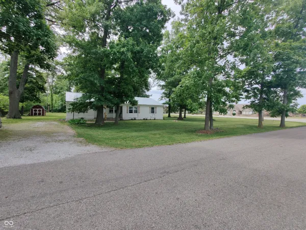 $125 | 9 East 225 North, Shelbyville, IN 46176