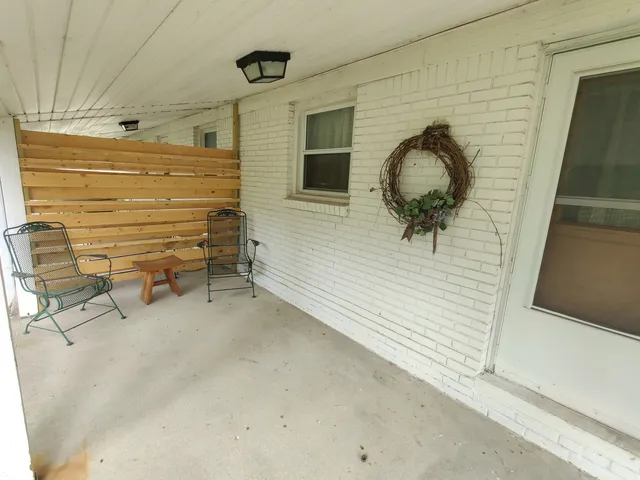 $125 | 9 East 225 North, Shelbyville, IN 46176