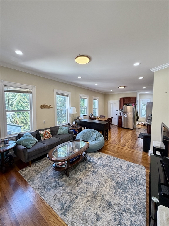 7 Fuller Street, Unit 7 Waltham, MA 02453 - Photo 1 of 11