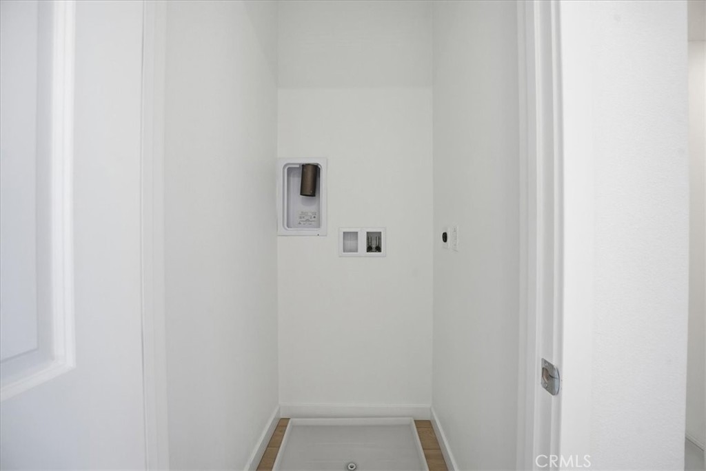 9324 Via Azul Pico Rivera, CA 90660 - Photo 28 of 33