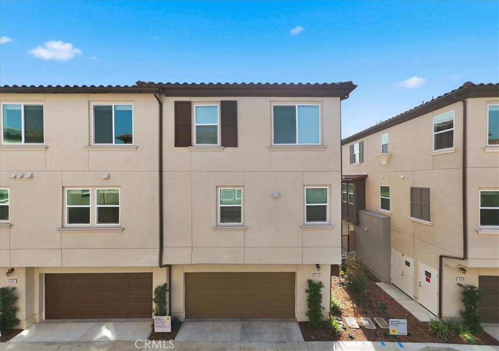 9324 Via Azul Pico Rivera, CA 90660 - Photo 3 of 33 a view of a house with roof