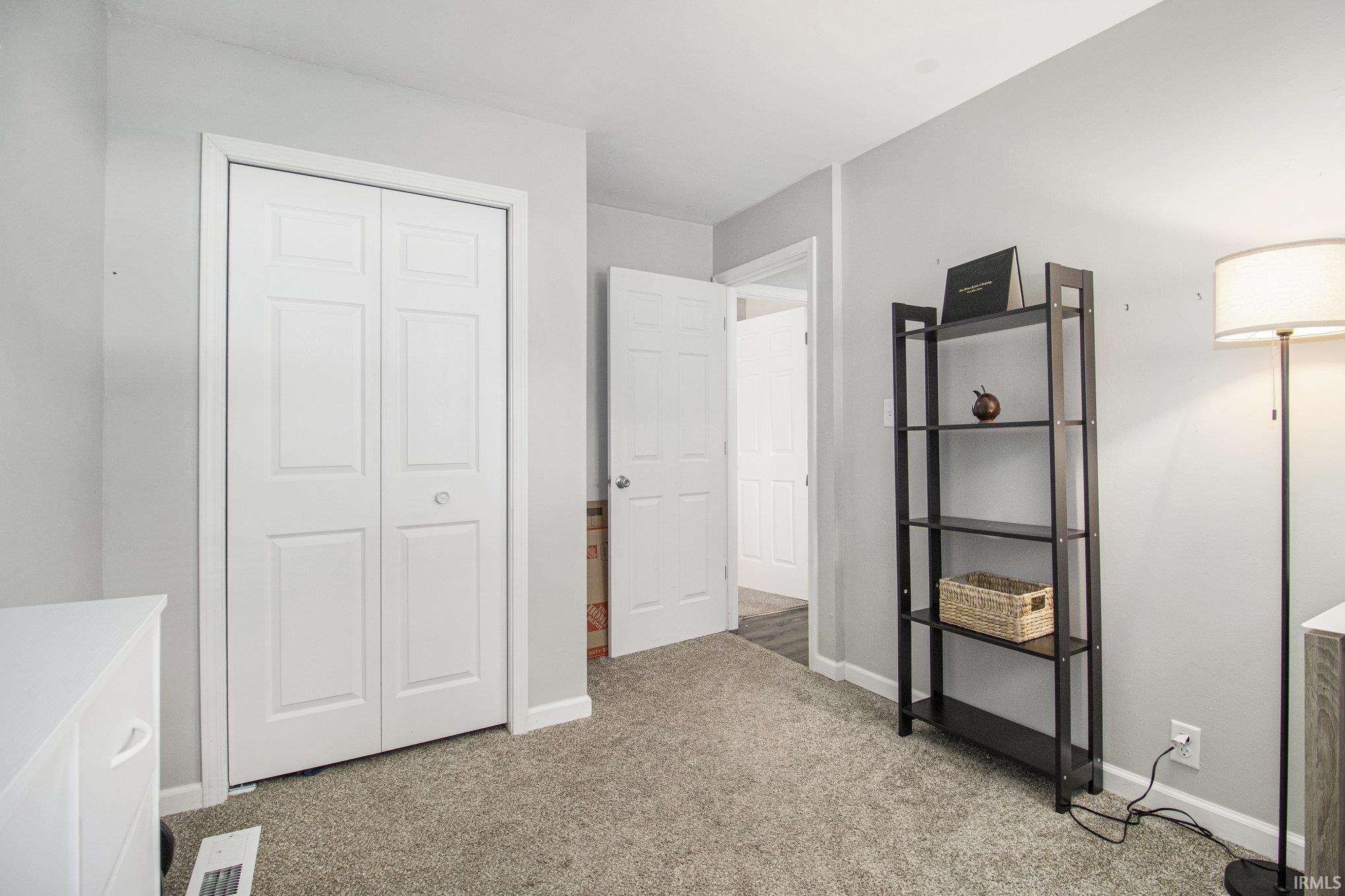 52244 Lily Road South Bend, IN 46637 - Photo 12 of 17 Gallery Image 12