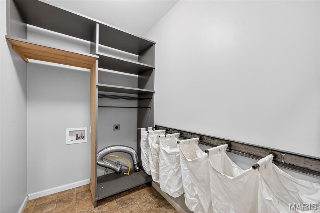 1290 Shorewind Trail St. Charles, MO 63303 - Photo 17 of 48