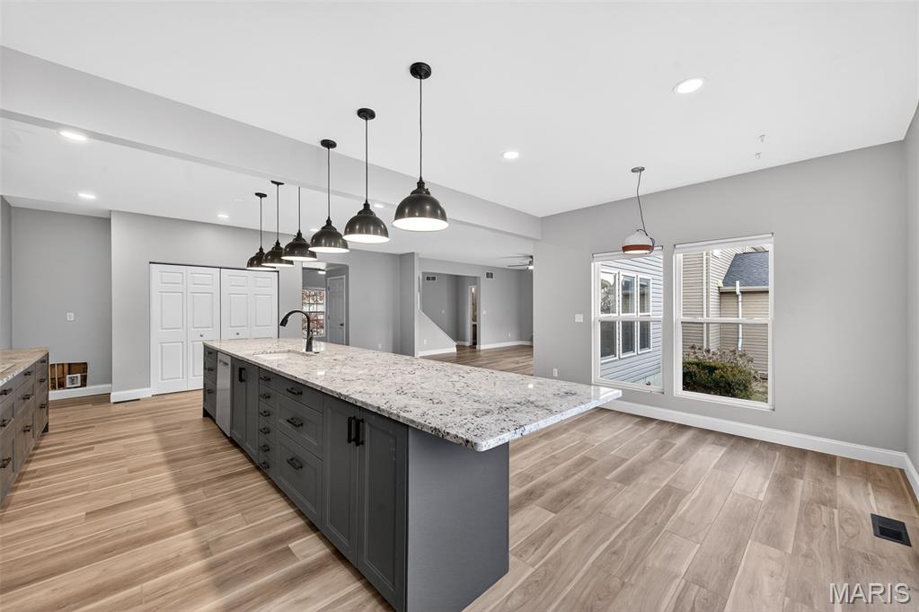 1290 Shorewind Trail St. Charles, MO 63303 - Photo 20 of 48