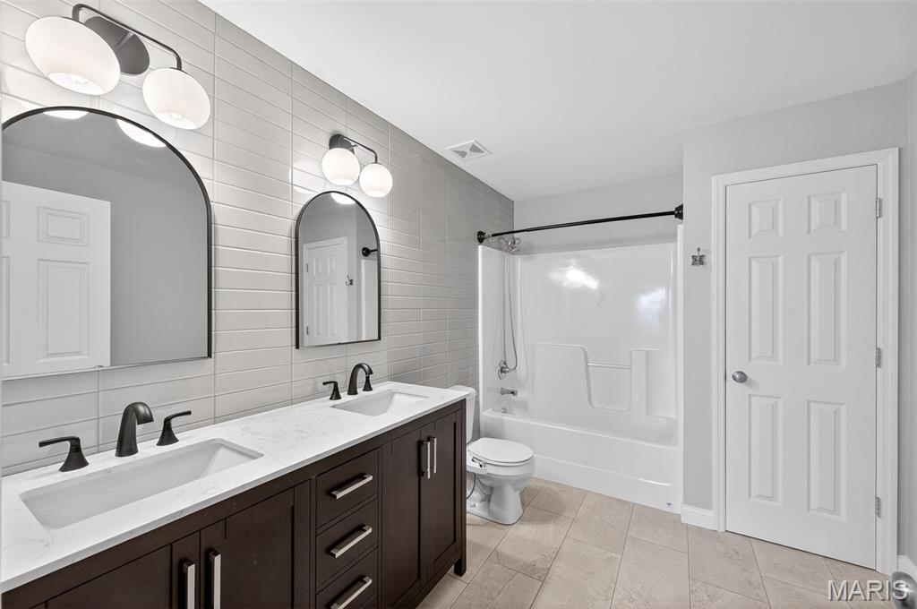 1290 Shorewind Trail St. Charles, MO 63303 - Photo 25 of 48