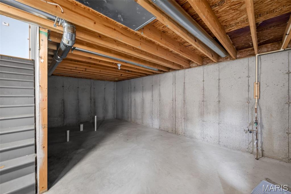 1290 Shorewind Trail St. Charles, MO 63303 - Photo 39 of 48