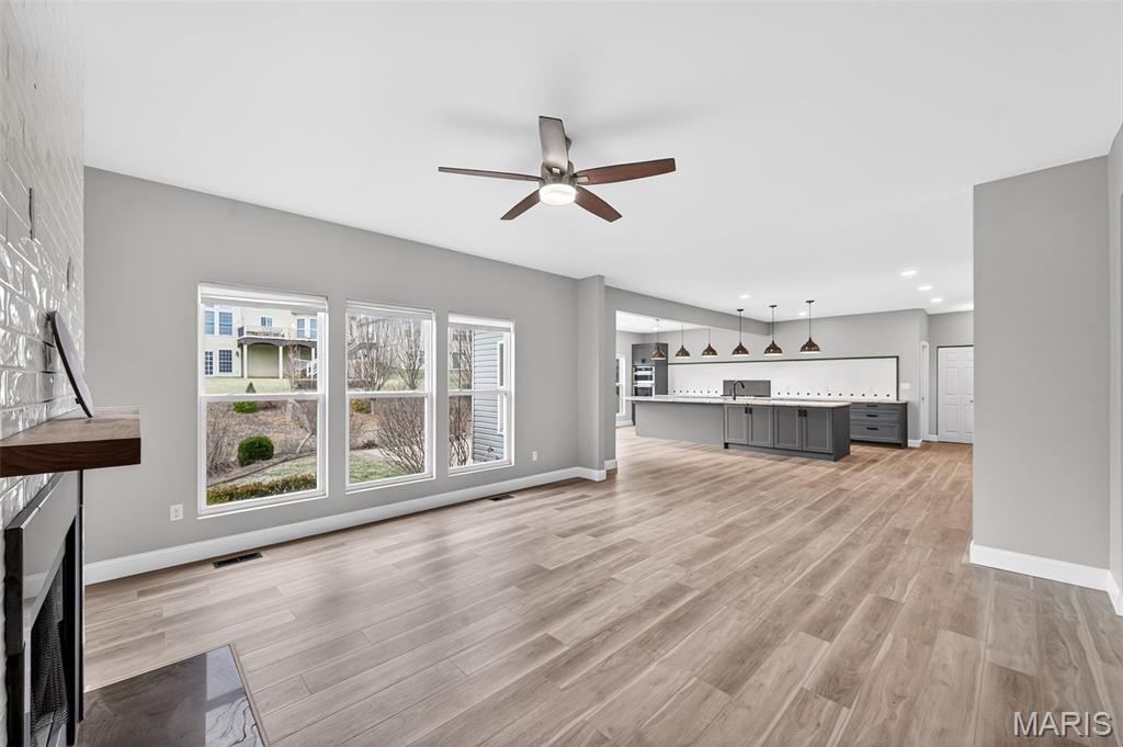 1290 Shorewind Trail St. Charles, MO 63303 - Photo 10 of 48