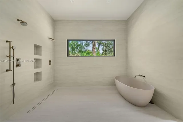 $9,950,000 | 6840 Southwest 92nd Street, Pinecrest, FL 33156