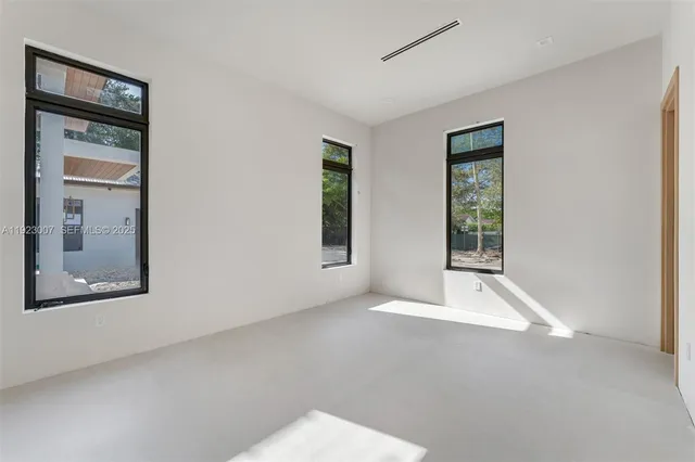 $9,950,000 | 6840 Southwest 92nd Street, Pinecrest, FL 33156