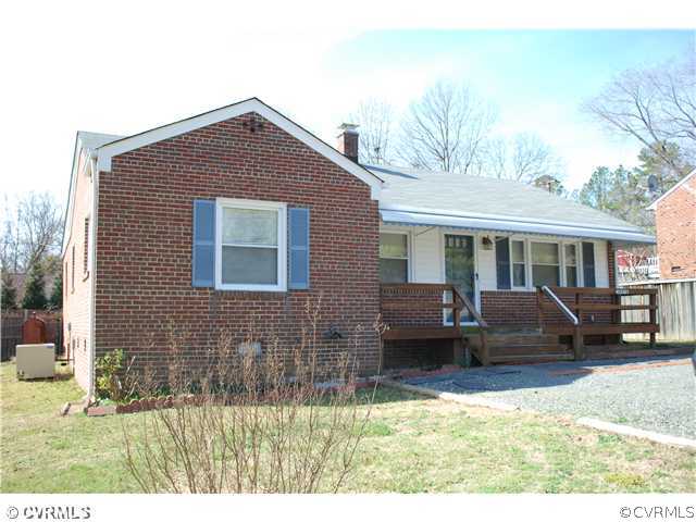 10815 Three Chopt Road Henrico, VA 23233 - Photo 1 of 12 Exterior Front