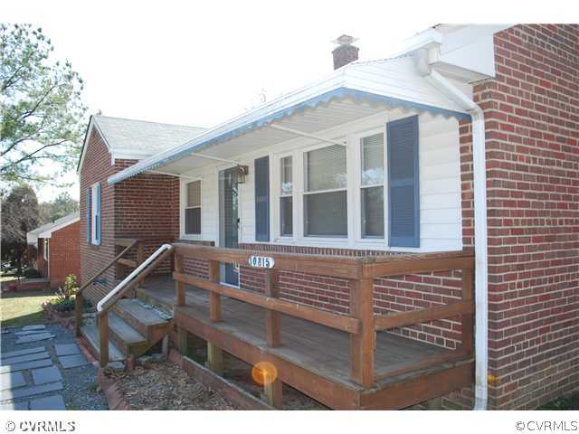 10815 Three Chopt Road Henrico, VA 23233 - Photo 7 of 12 Exterior Front - Front Porch