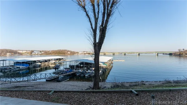 $269,900 | 875 Parkside Place, Unit A107, Osage Beach, MO 65065