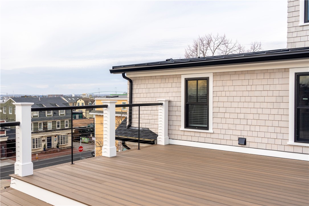 7 Dearborn Street, Unit 3 Newport, RI 02840 - Photo 15 of 16