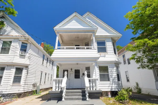$300,000 | 1065 Willett Street, Schenectady, NY 12303