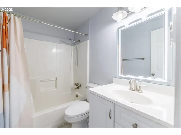 $685,000 | 1382 Northeast Drost Drive, Bend, OR 97701