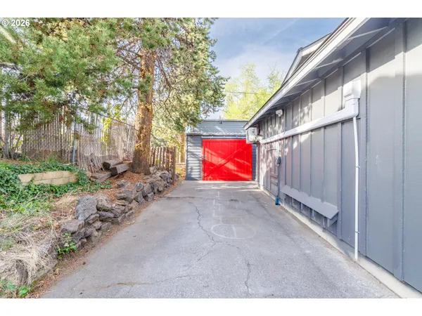 $685,000 | 1382 Northeast Drost Drive, Bend, OR 97701