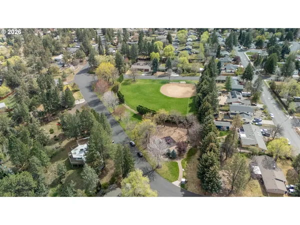 $685,000 | 1382 Northeast Drost Drive, Bend, OR 97701