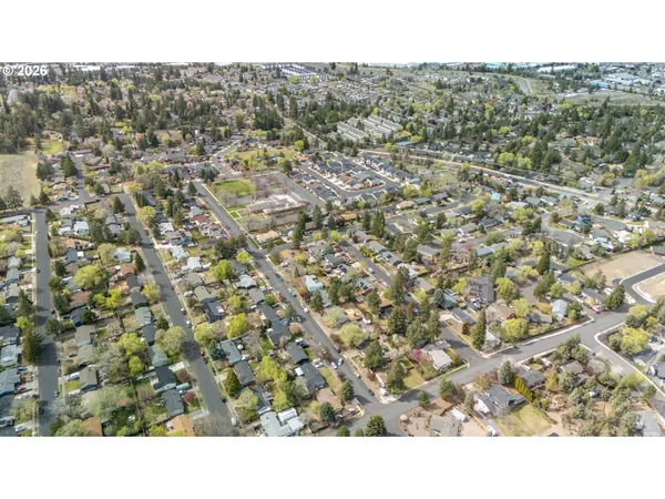 $685,000 | 1382 Northeast Drost Drive, Bend, OR 97701