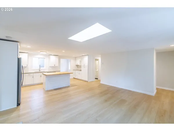 $685,000 | 1382 Northeast Drost Drive, Bend, OR 97701