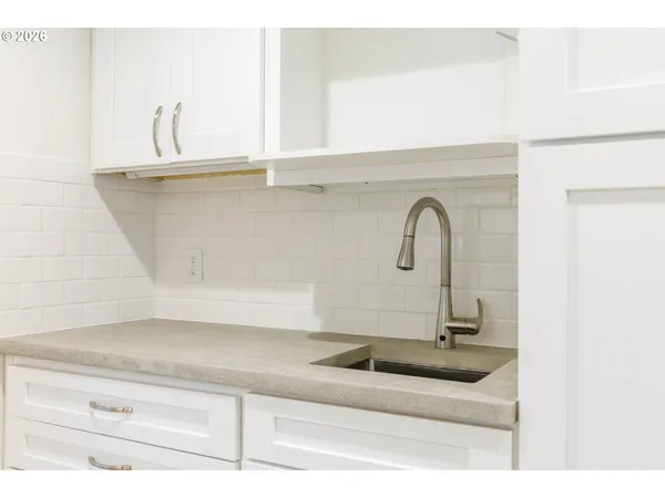 $685,000 | 1382 Northeast Drost Drive, Bend, OR 97701