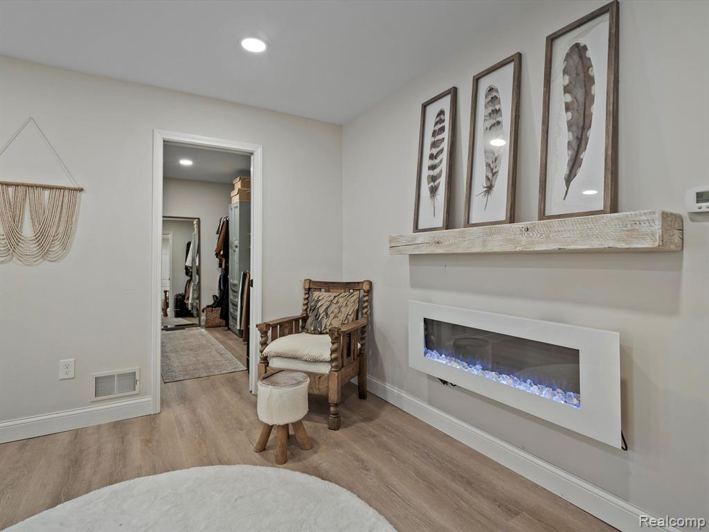 1551 John R Road Rochester Hills, MI 48307 - Photo 29 of 44