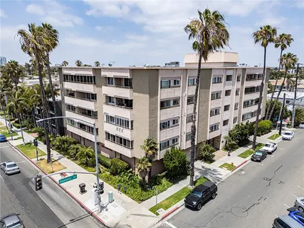 $700,000 | 1635 East Ocean Boulevard, Unit C4, Long Beach, CA 90802