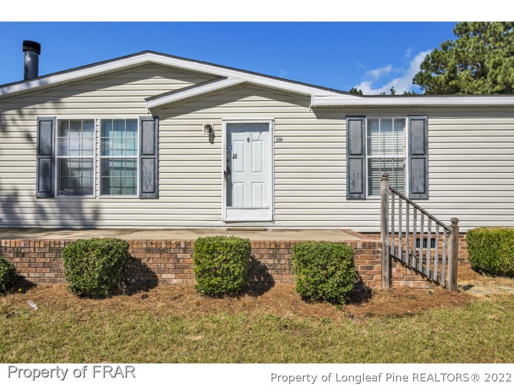 206 Franklin Road Raeford, NC 28376 - Photo 3 of 27 Gallery Image 3