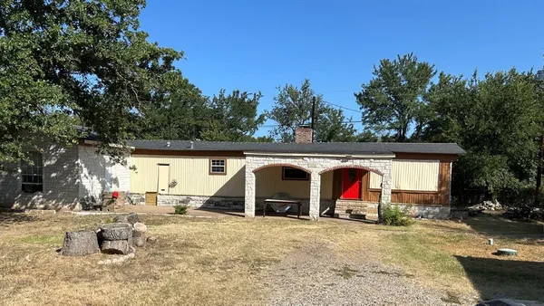 $131,500 | 3006 Mesquite Drive, Granbury, TX 76048