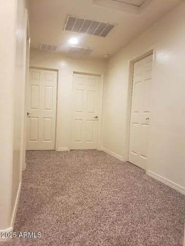 $2,400 | 5750 West Raymond Street, Phoenix, AZ 85043