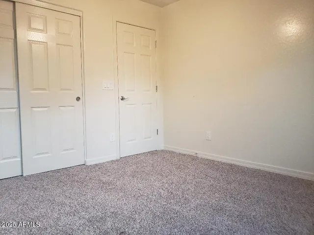 $2,400 | 5750 West Raymond Street, Phoenix, AZ 85043